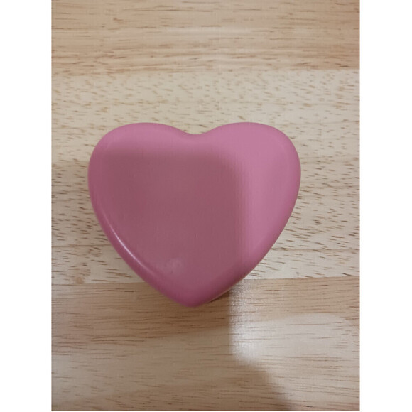 Heart Shaped Beauty Sponge Cleaners In Peach Pink - Picture 2 of 4